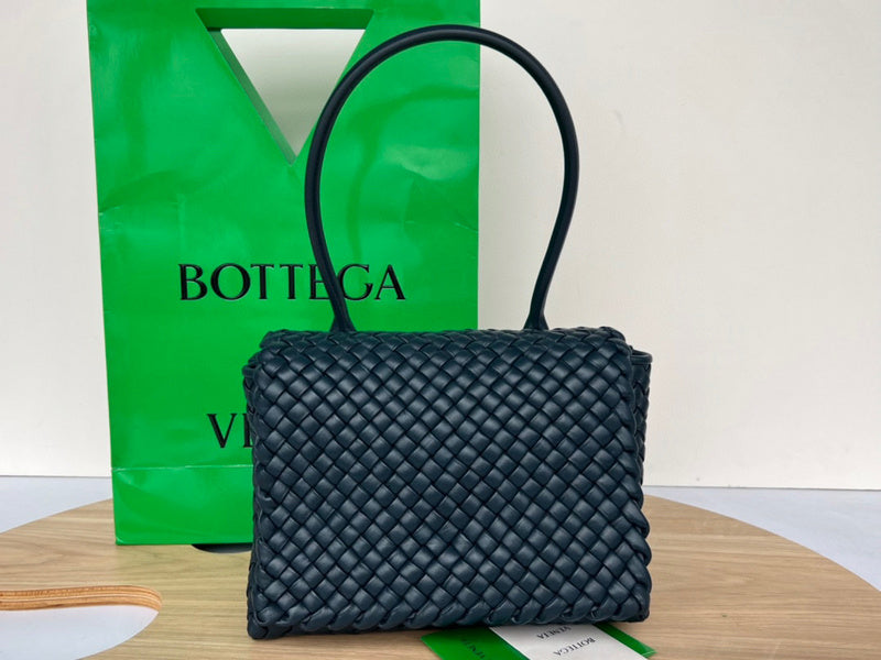 MC-Bottega Veneta-716