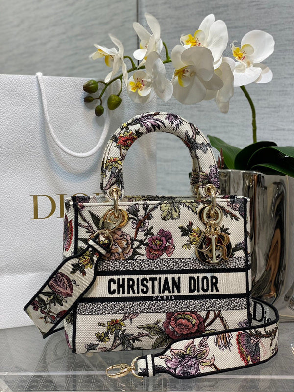 MC-Christian Dior-1210