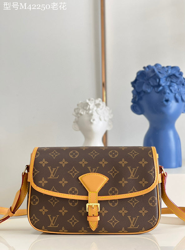 MC-LV-Bags-1334