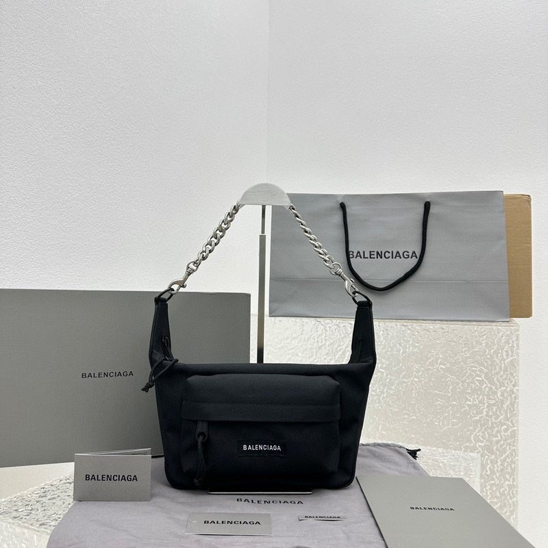 MC-Balenciaga-566
