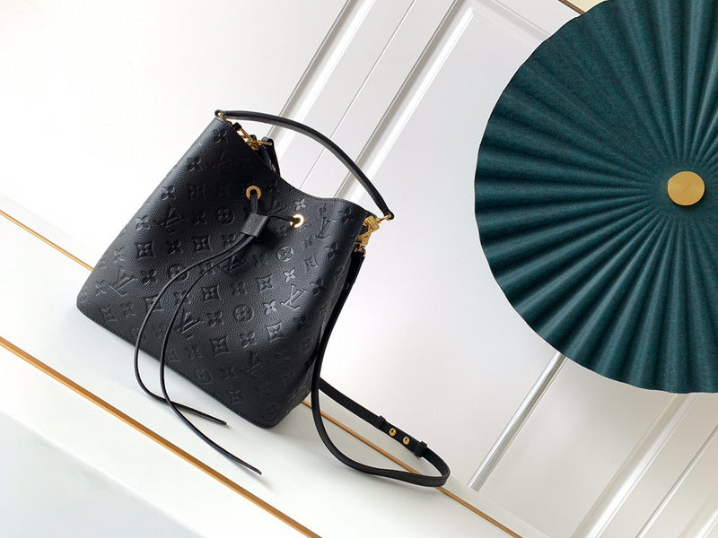 MC-LV-Bags-1337
