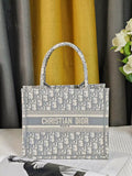 MC-Christian Dior-1215