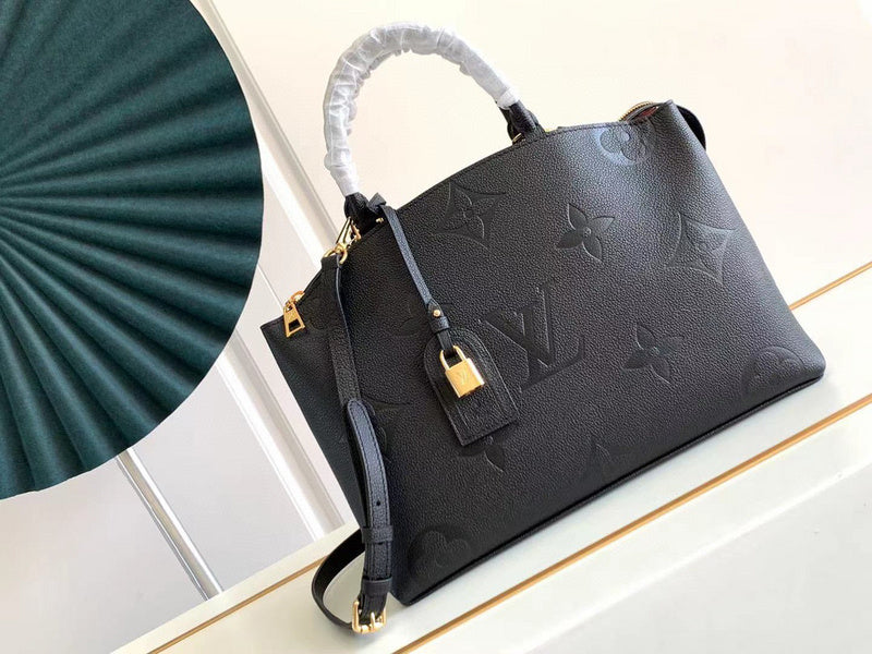 MC-LV-Bags-1355