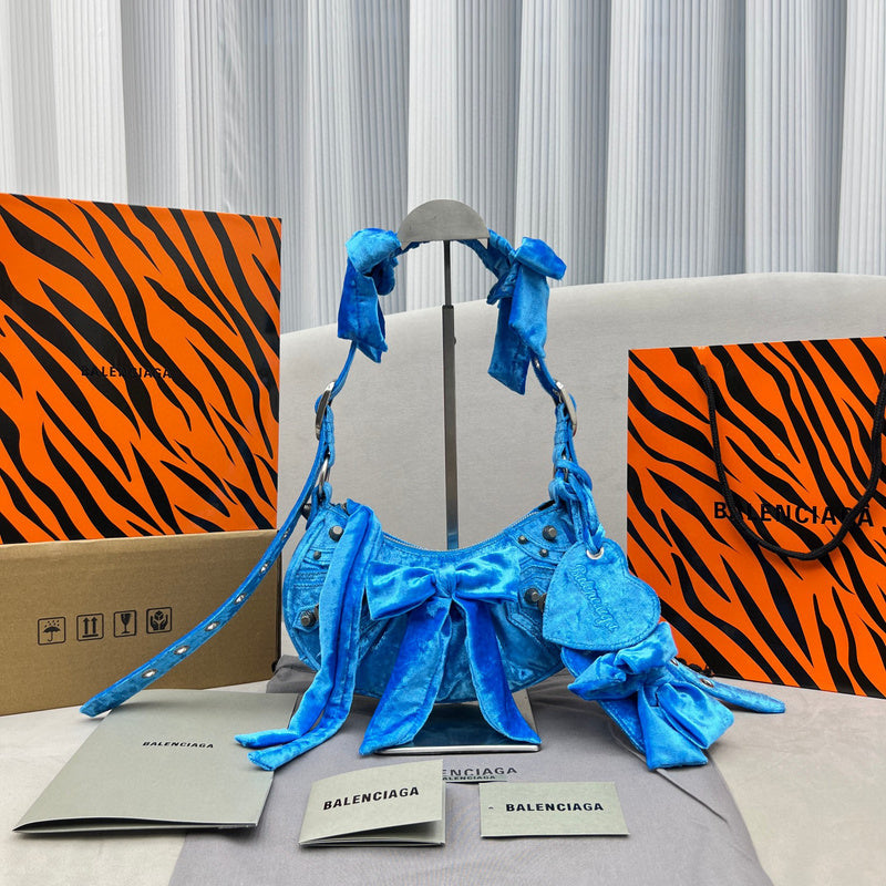 MC-Balenciaga-588