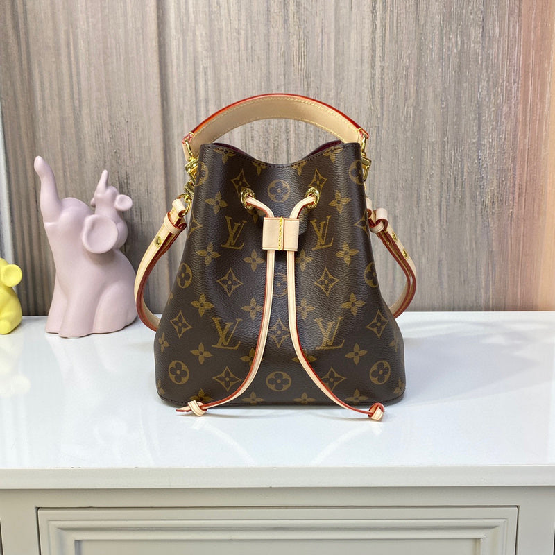 MC-LV-Bags-1381