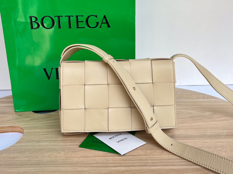 MC-Bottega Veneta-774