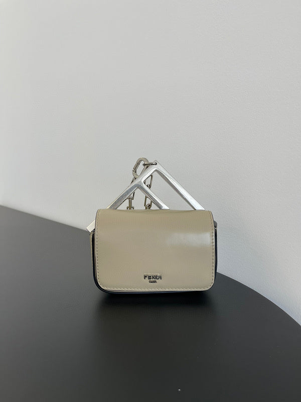 MC-FENDI-1383