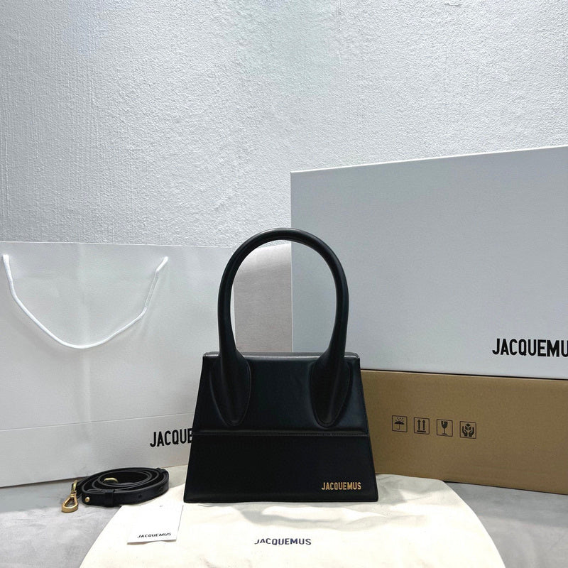 MC-JACQUEMUS-106