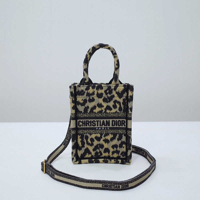 MC-Christian Dior-1304