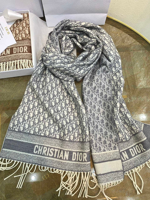 MC-Scarfs-447