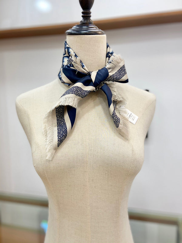 MC-Scarfs-449