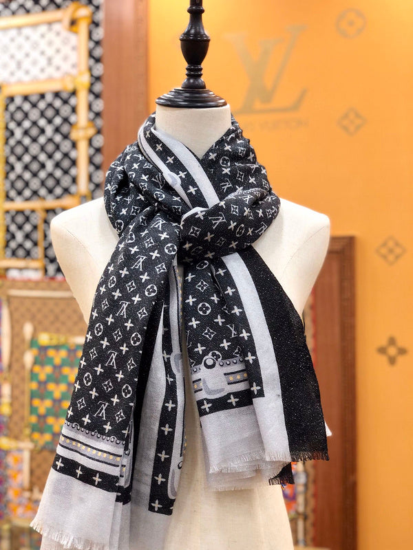 MC-Scarfs-457