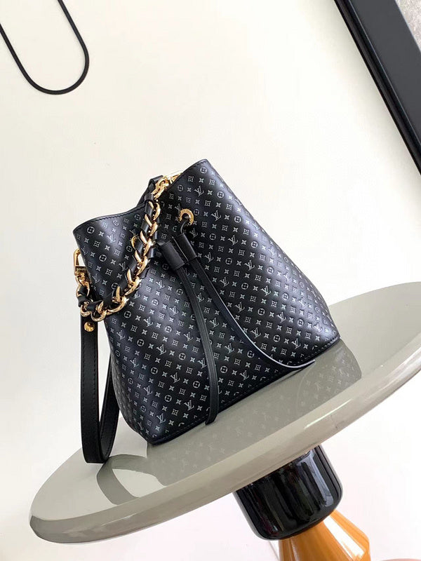 MC-LV-Bags-1431
