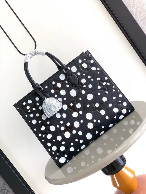 MC-LV-Bags-1435