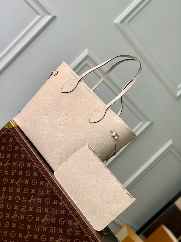 MC-LV-Bags-1443