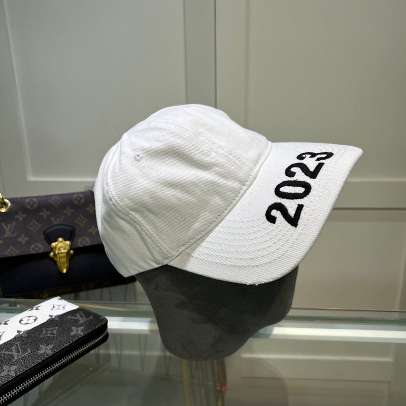 MC-Hats-131