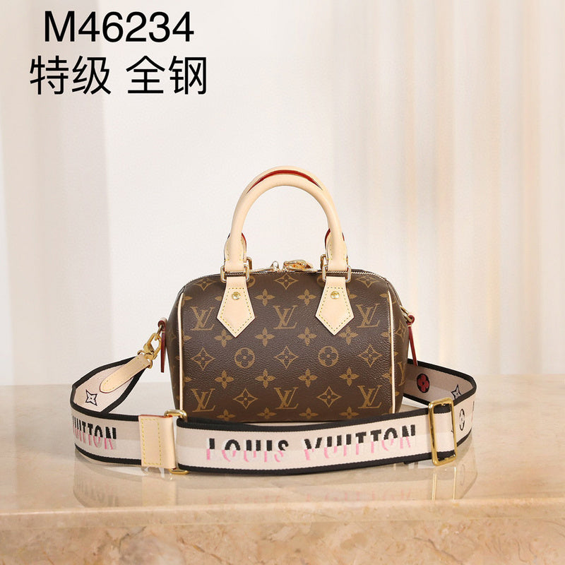 MC-LV-Bags-1498