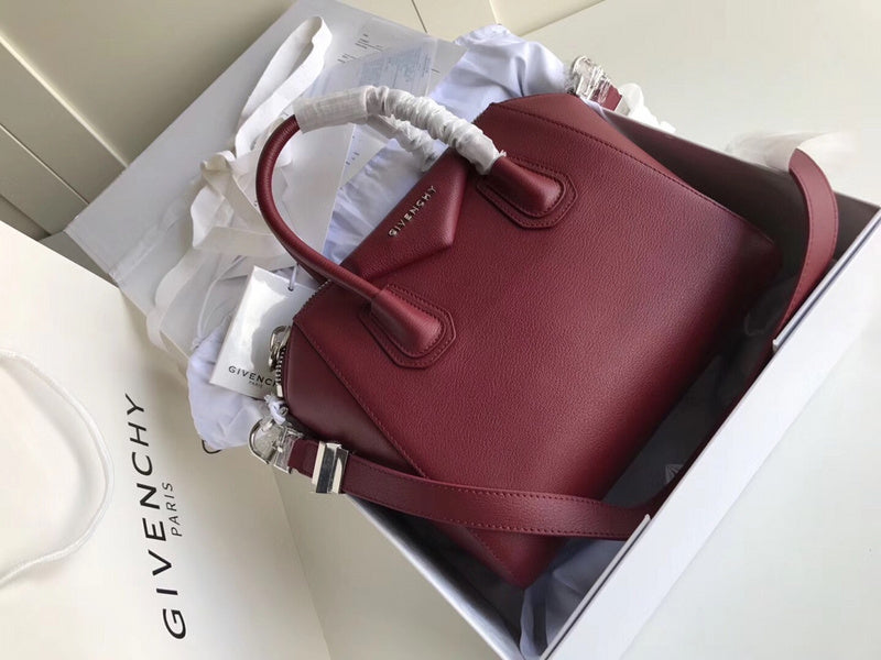 MC-GIVENCHY-190