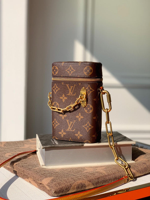 MC-LV-Bags-1515