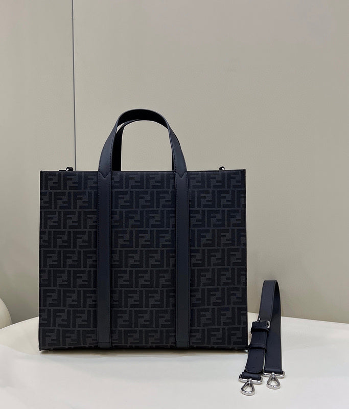 MC-FENDI-1563