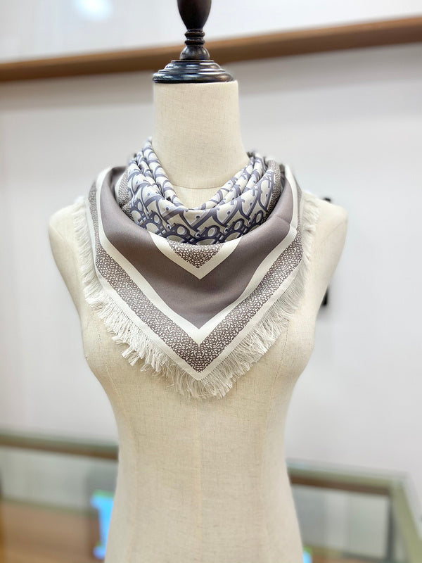 MC-Scarfs-510
