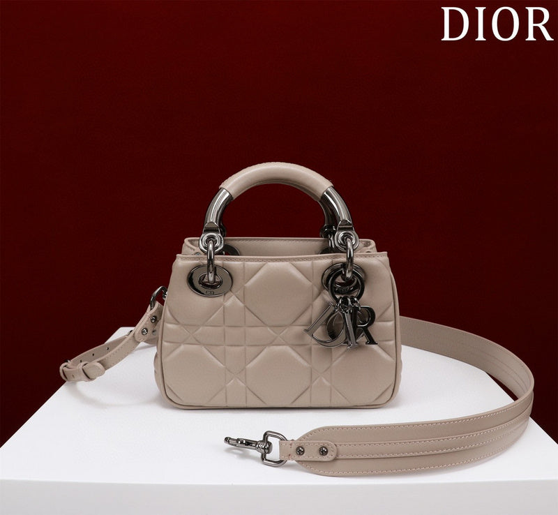 MC-Christian Dior-1461