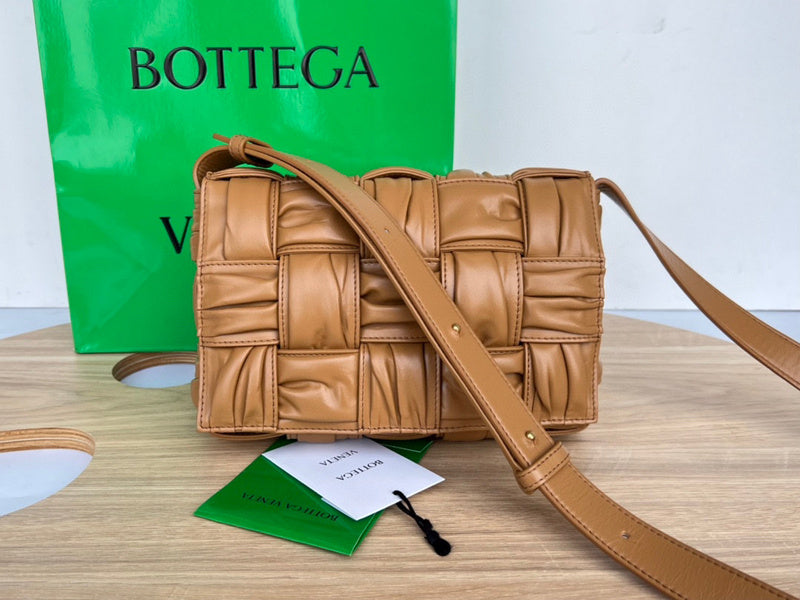 MC-Bottega Veneta-889