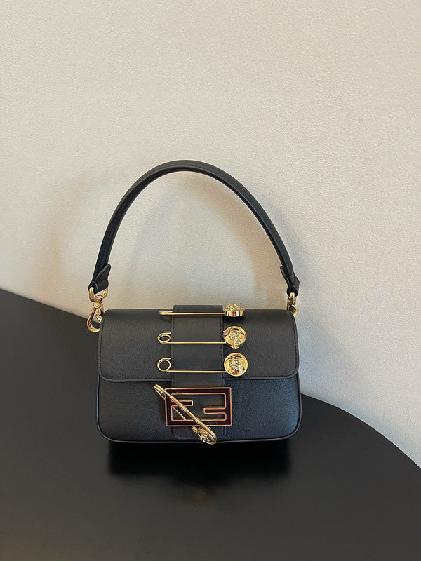 MC-FENDI-1596
