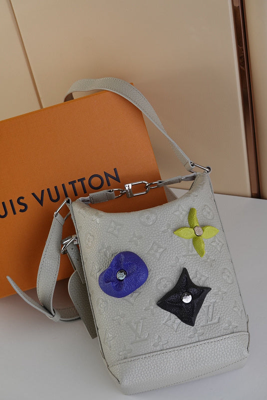 MC-LV-Bags-1608