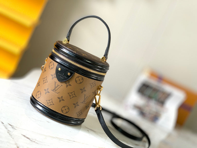 MC-LV-Bags-1627