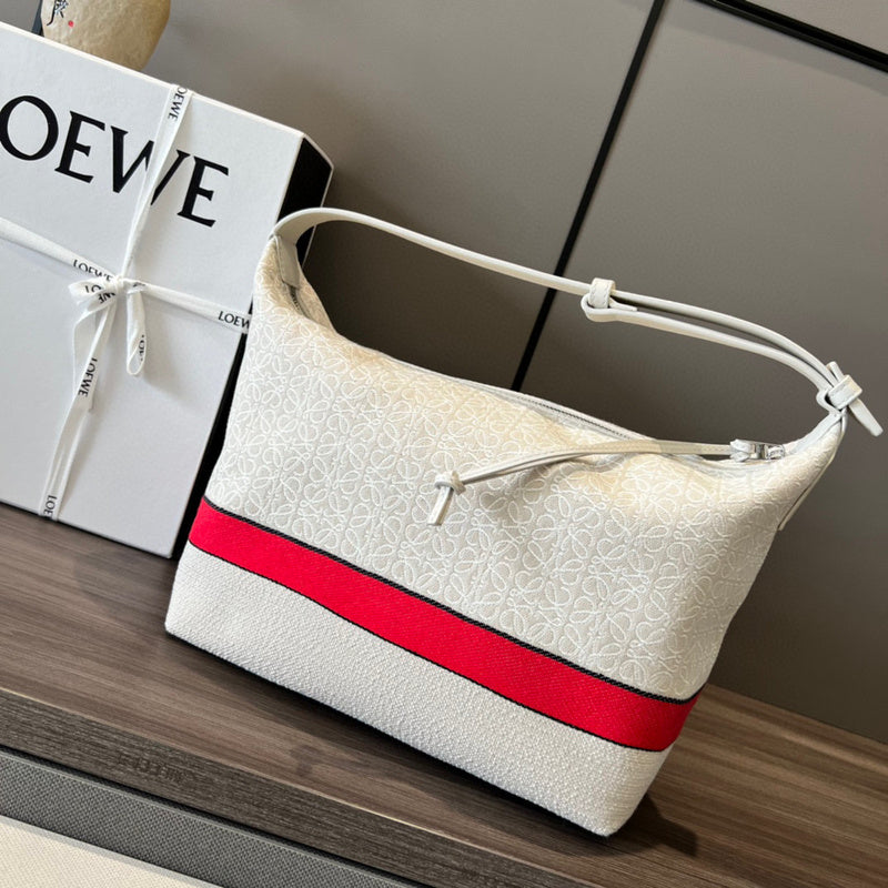 MC-Loewe-418