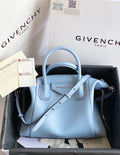 MC-GIVENCHY-210