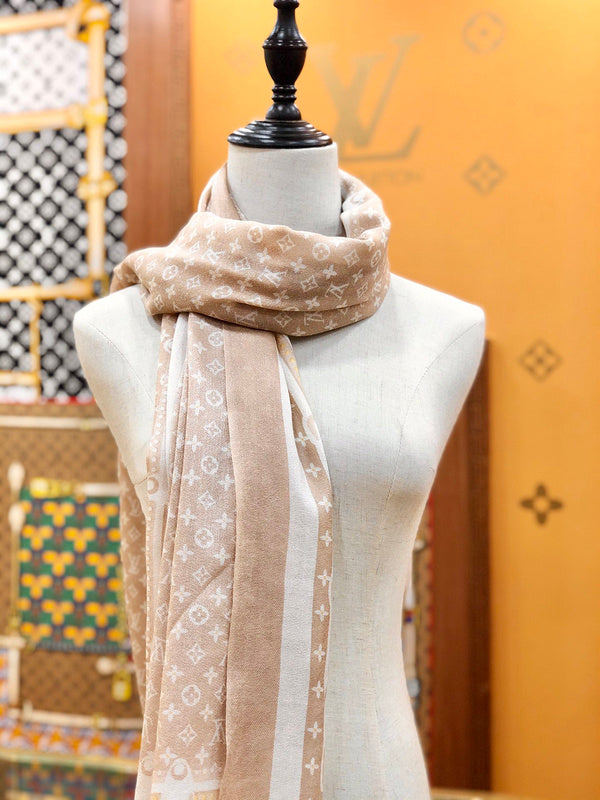 MC-Scarfs-527