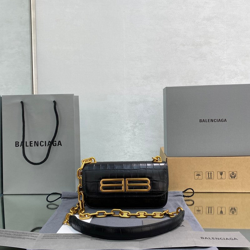 MC-Balenciaga-709