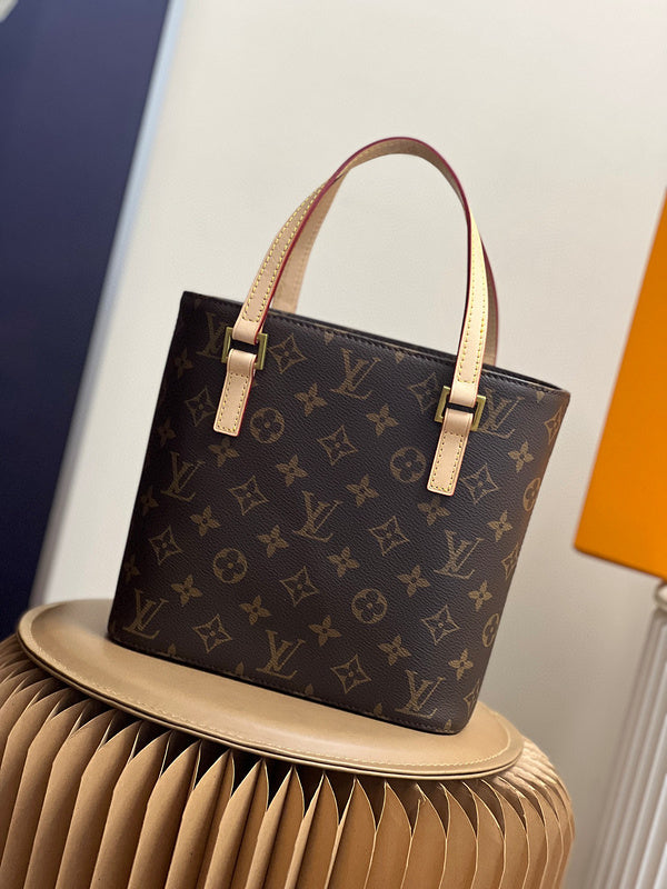 MC-LV-Bags-1658
