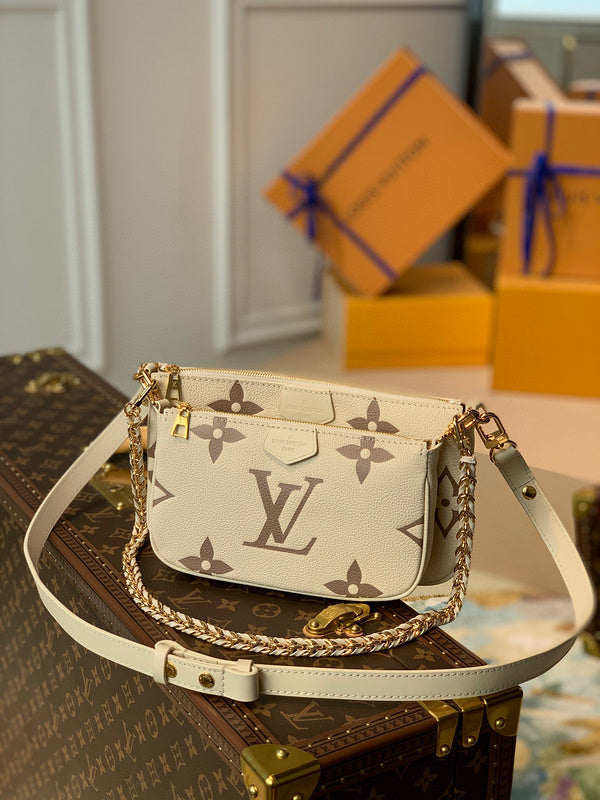MC-LV-Bags-1659