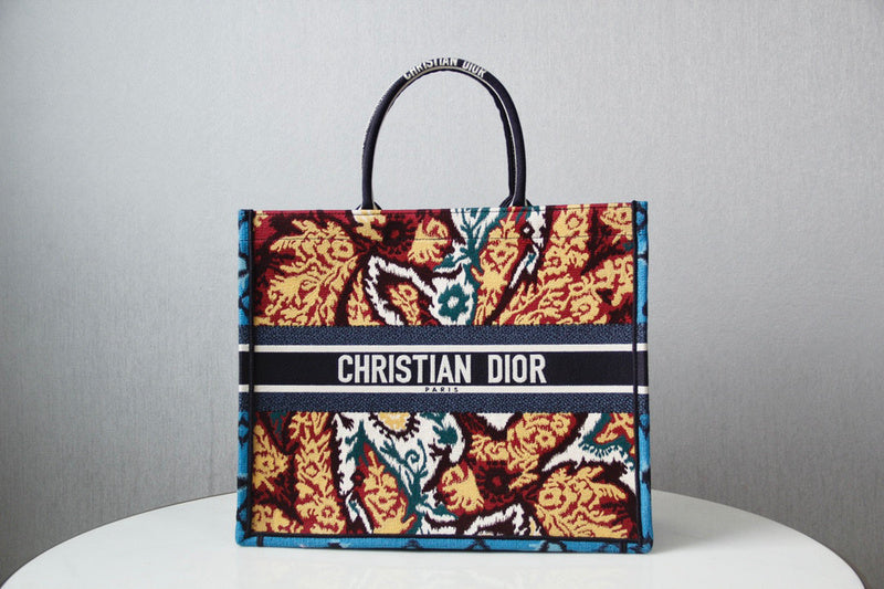 MC-Christian Dior-1537