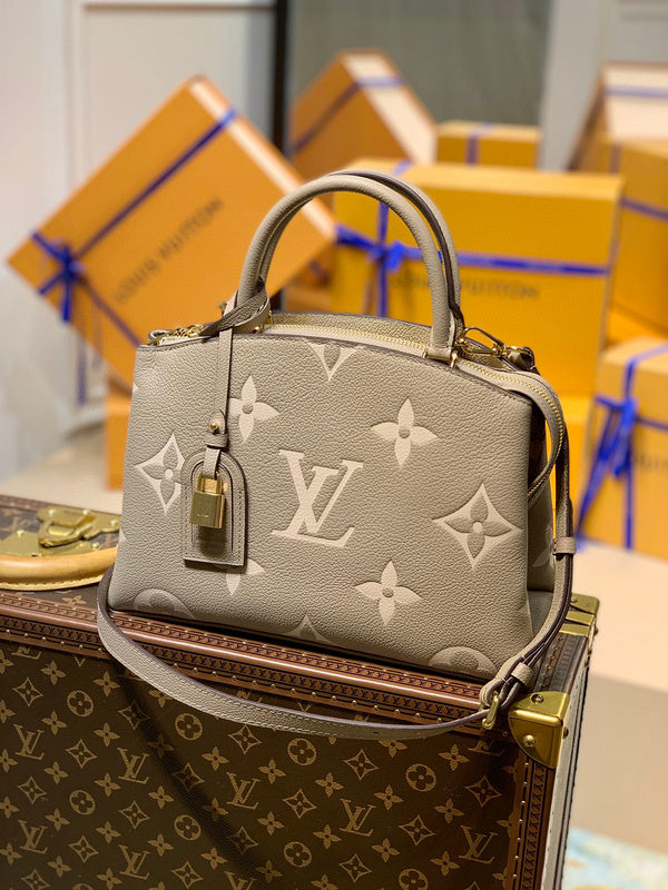 MC-LV-Bags-1664