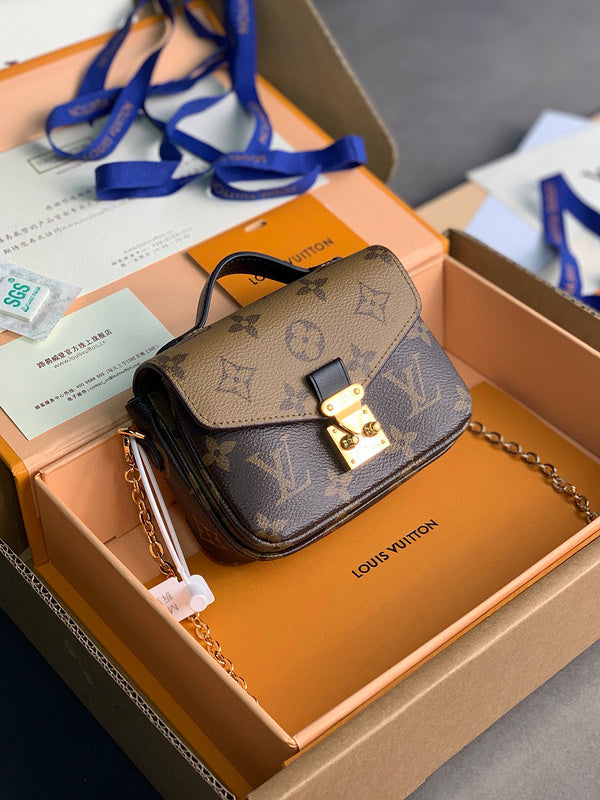 MC-LV-Bags-1667