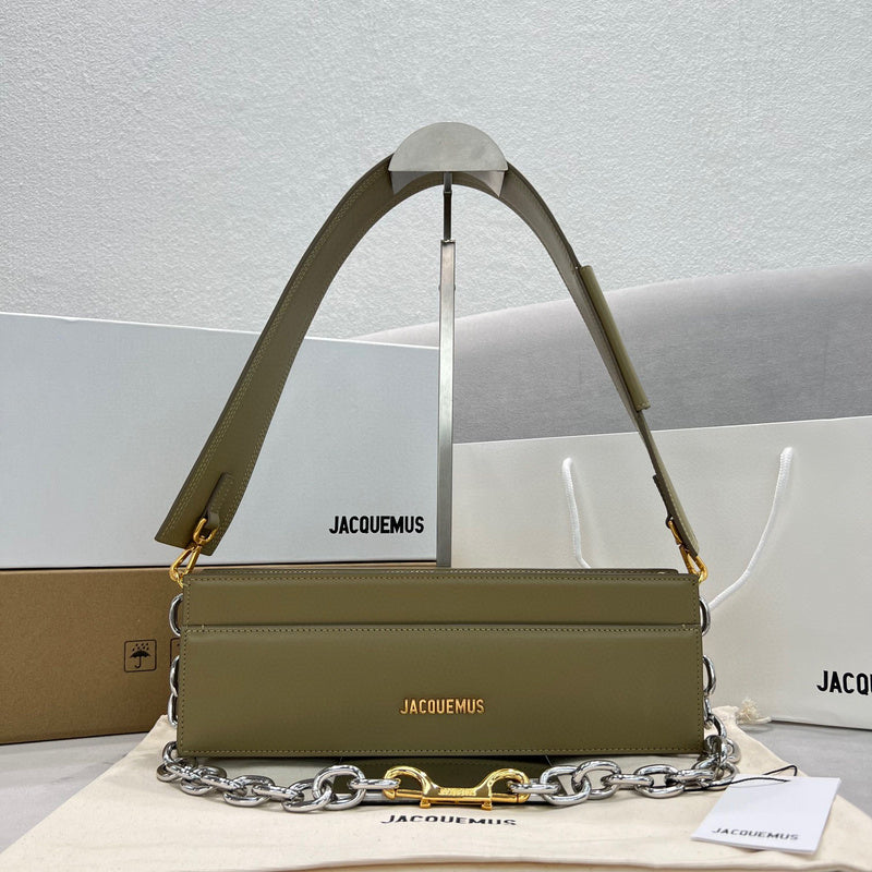 MC-JACQUEMUS-123