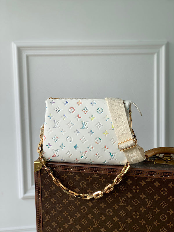 MC-LV-Bags-1689