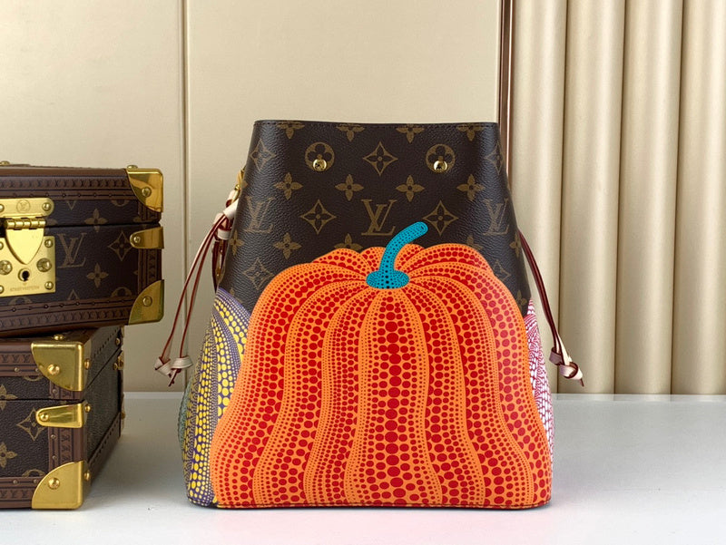 MC-LV-Bags-1694