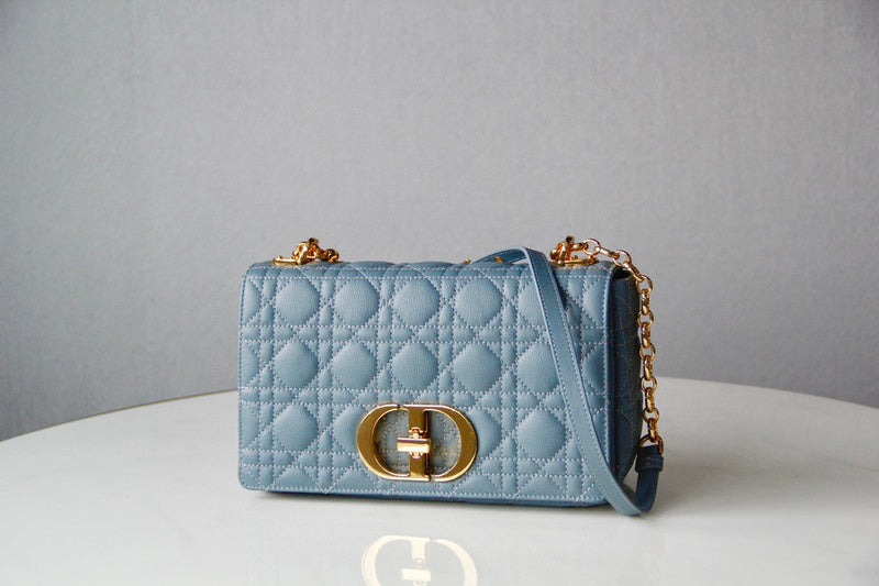 MC-Christian Dior-1560