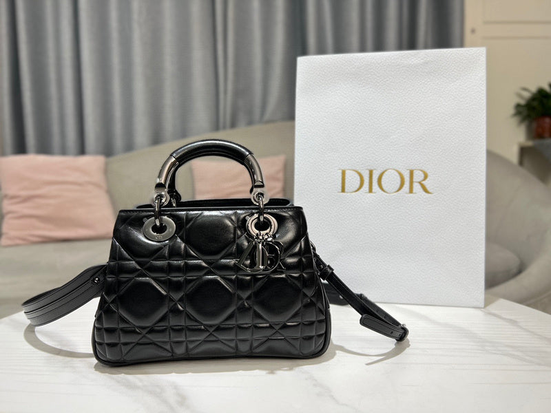 MC-Christian Dior-1562