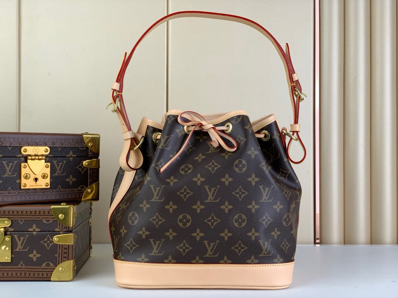 MC-LV-Bags-1712