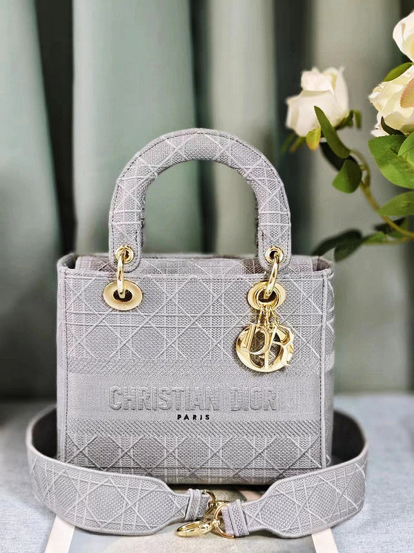MC-Christian Dior-1579