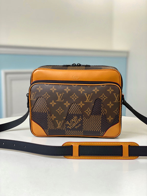 MC-LV-Bags-1713