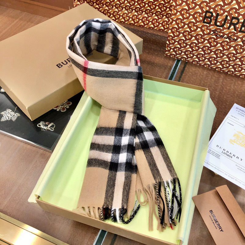 MC-Scarfs-549