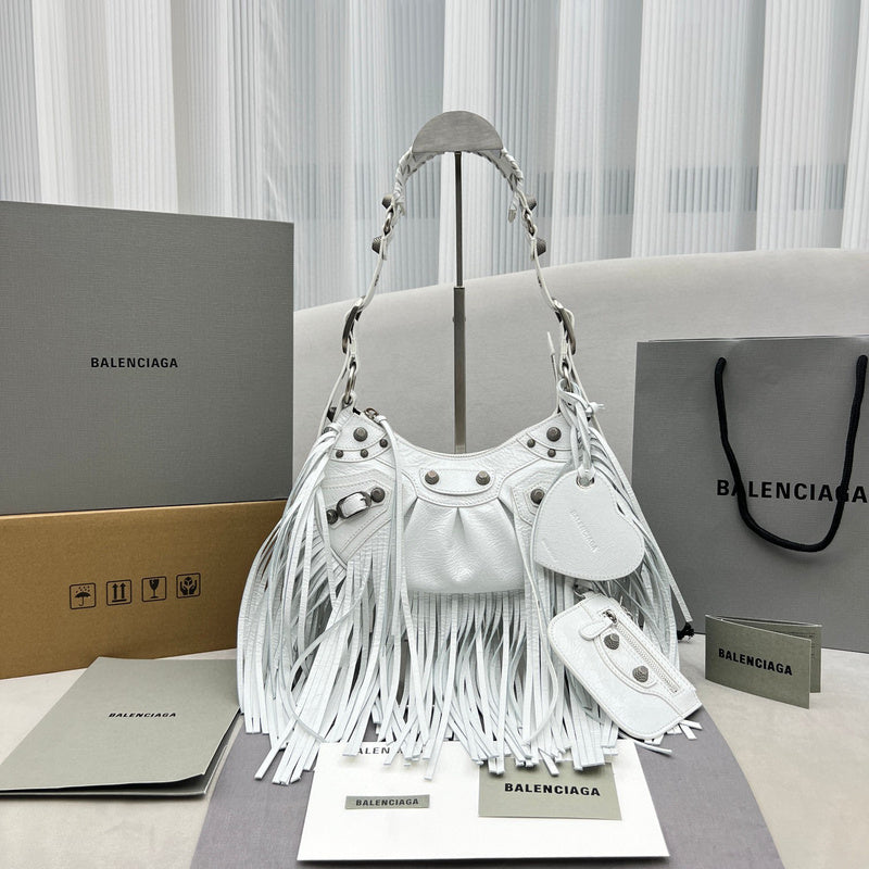 MC-Balenciaga-736