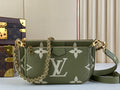 MC-LV-Bags-1734